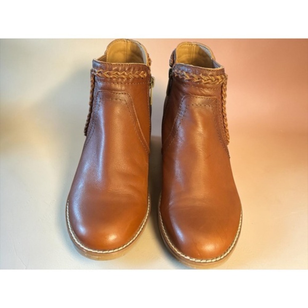 Earth Women's 7.5 M Cognac Leather Ankle Boots Braided Chelsea Zip Booties Etnik